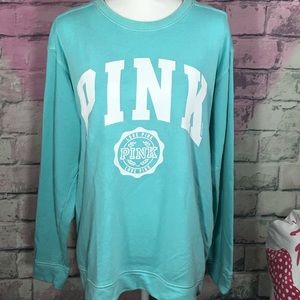 SOLD ‼️ VS PINK Campus Crew